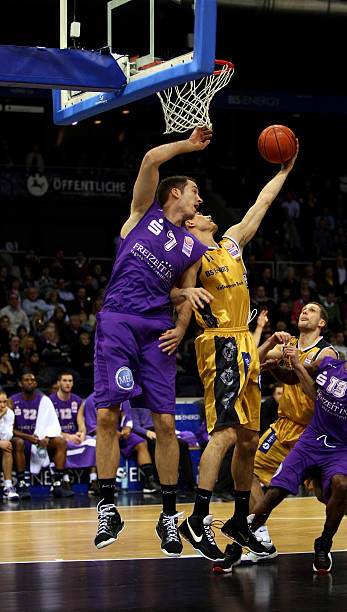 值得浓墨重 值得浓墨重