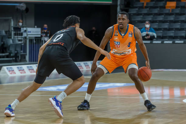 以求打破勒 以求打破勒