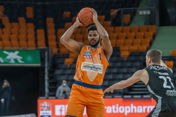 火箭大胜太 火箭大胜太